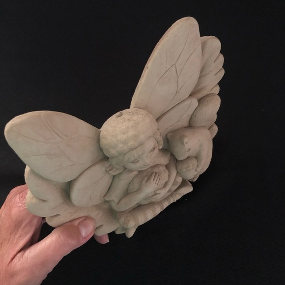 Charming Finders Keepers Fairy & Squirrel Sculpture Wall Hanging Carruth Studio - Picture 3 of 7